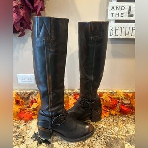 AS98 JOSHY Distressed Whiskey Leather Boots